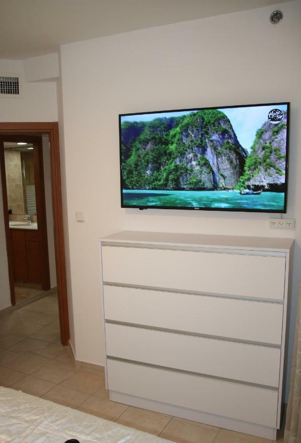 Tiberias Apartment Екстериор снимка