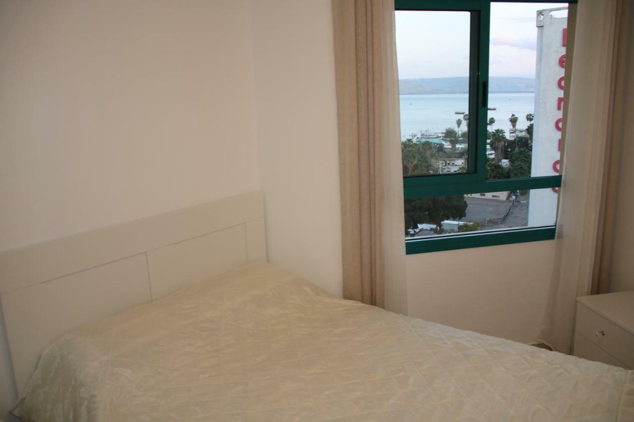 Tiberias Apartment Екстериор снимка